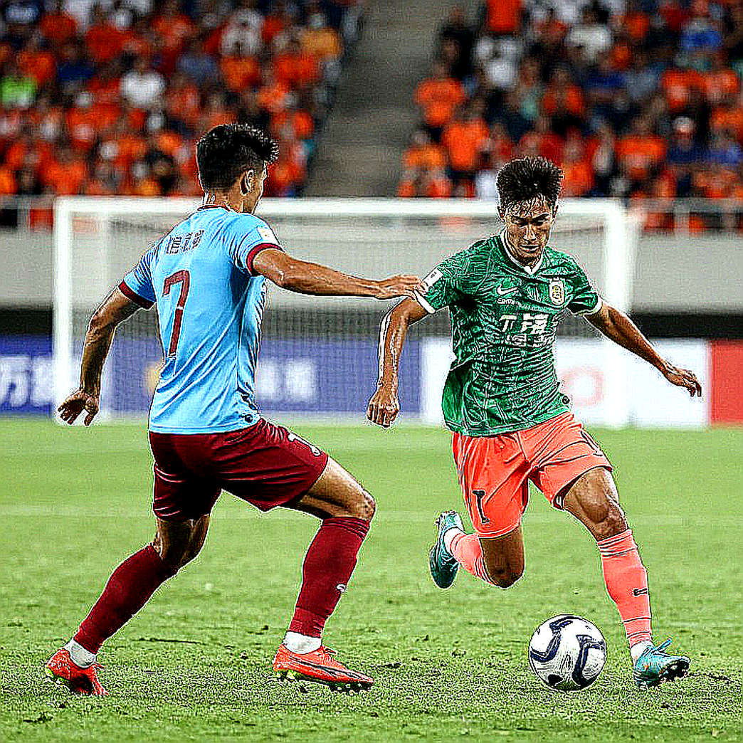 Montella's Exit: The Silence Still Sings in Turkey's Football Cathedral