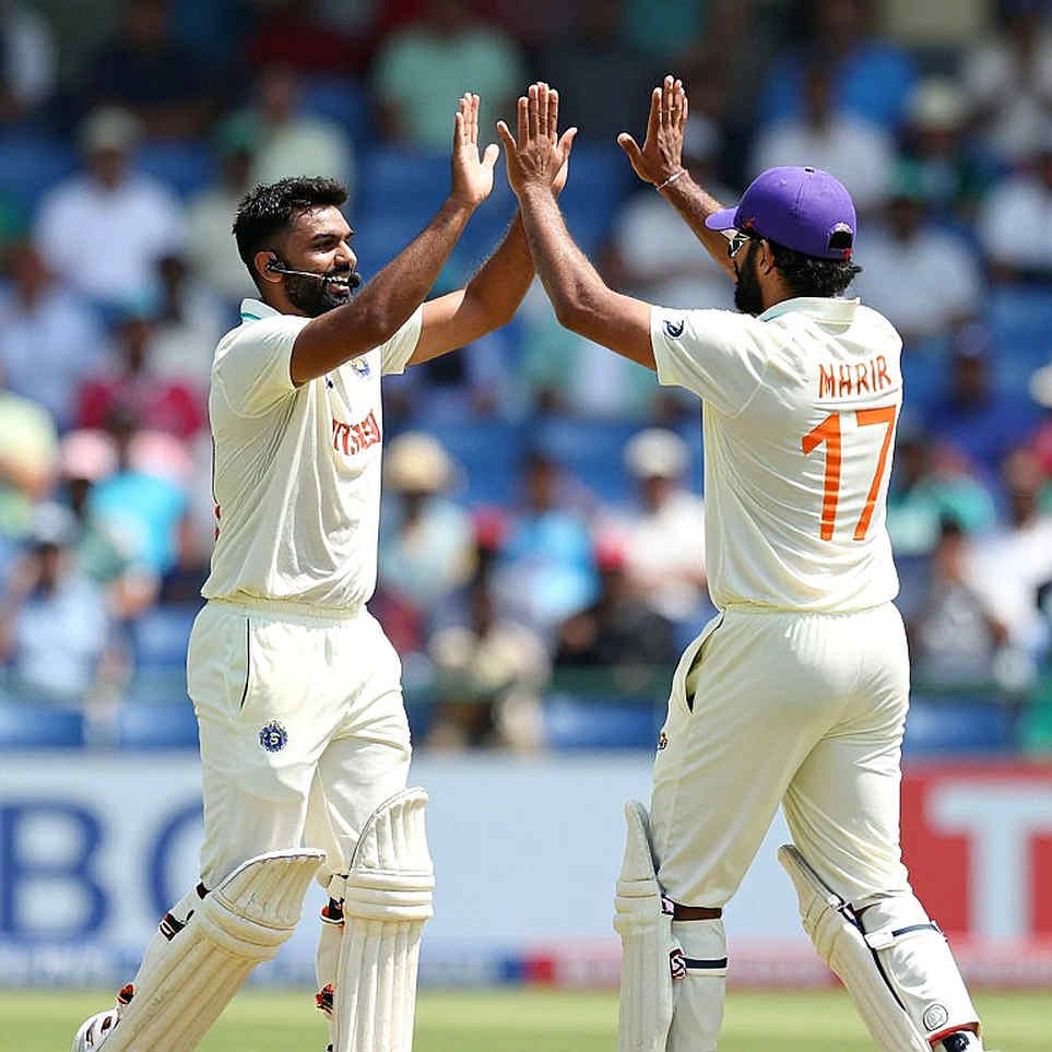 ৯০ বলে ৯০: সানজানা কাভিন্দির ইনিংস, আর শেষ ওভারের অস্বস্তিকর সত্য