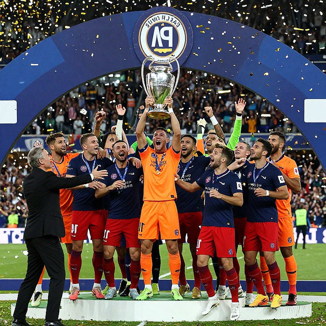 Reading a Zero Input: Blockchain Ledgers and the Quiet Crisis of Data Integrity in Football Analysis Reading a Zero Input: Blockchain Ledgers and the Quiet Crisis of Data Integrity in Football Analysis