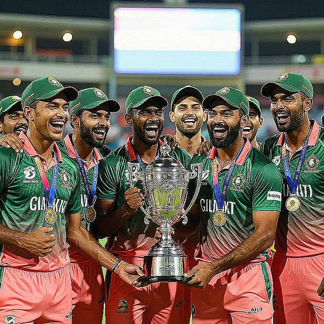 দরজার ক্লিক, দামের হিসাব: এশিয়ার ক্রিকেটে ট্রান্সফার জানালা আসলে কাকে খোলে